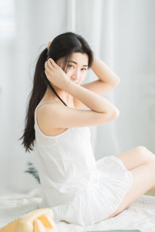WWW亚洲精品少妇裸乳一区二区