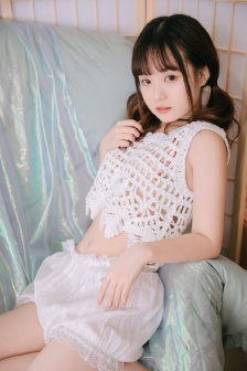 短篇超级YIN荡银行女职员未删减版